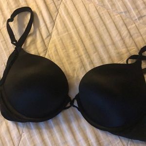 Victoria secret 34b bombshell plunge push up